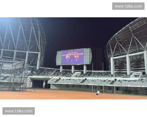 崇明足球联赛：助力地方体育发展 提升全民健身热情